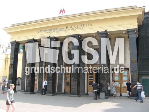 302 U-Bahnstation.JPG